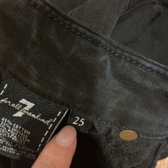 7 For All Mankind Woman’s black Ankle Skinny Jeans Size 25 - Picture 8 of 8